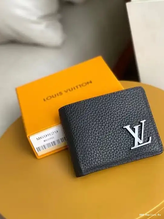 AAA Replica Ru MULTIPLE WALLET LOUIS VUITTON 0617